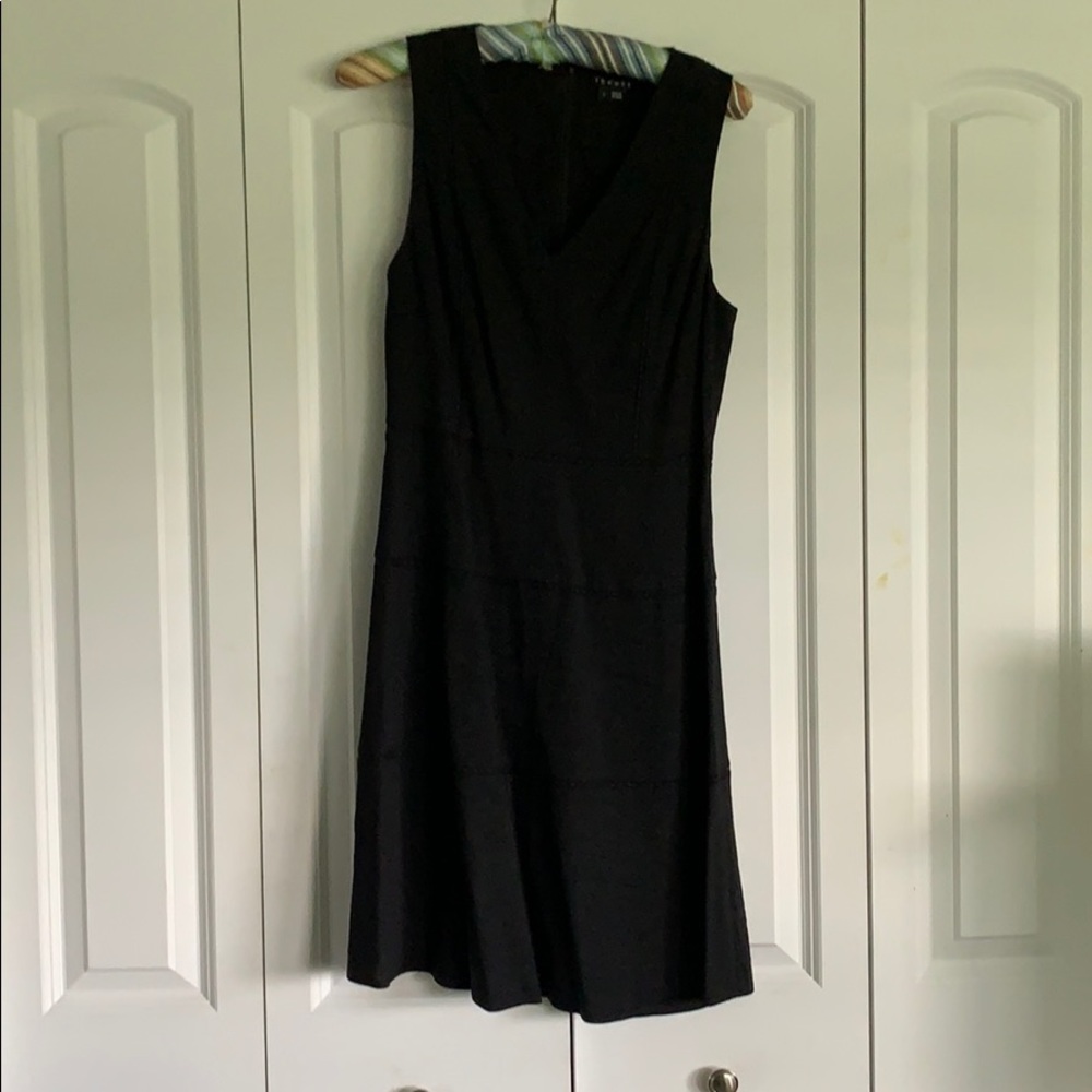 Beautiful black sleeveless Theory dress